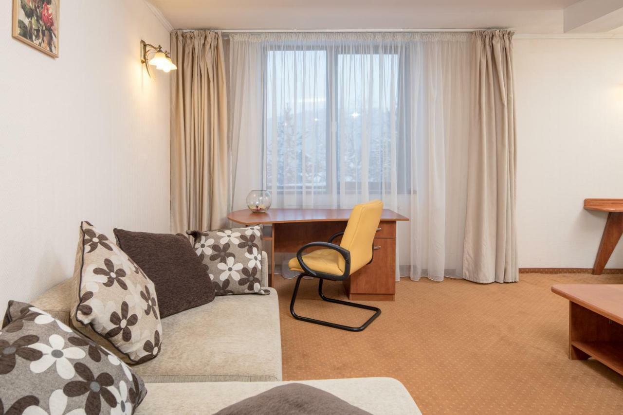 Hotel Rozmarin プレデアル エクステリア 写真