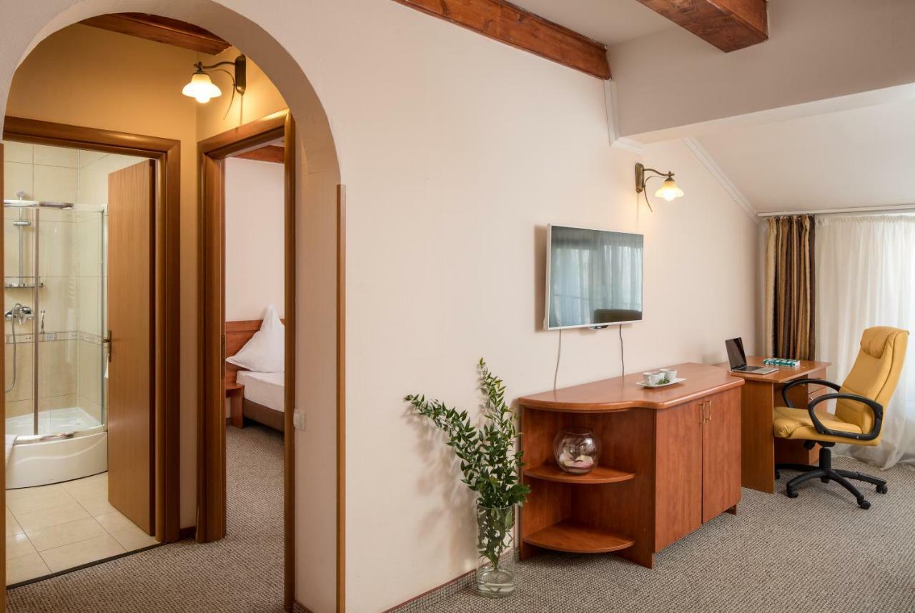 Hotel Rozmarin プレデアル エクステリア 写真