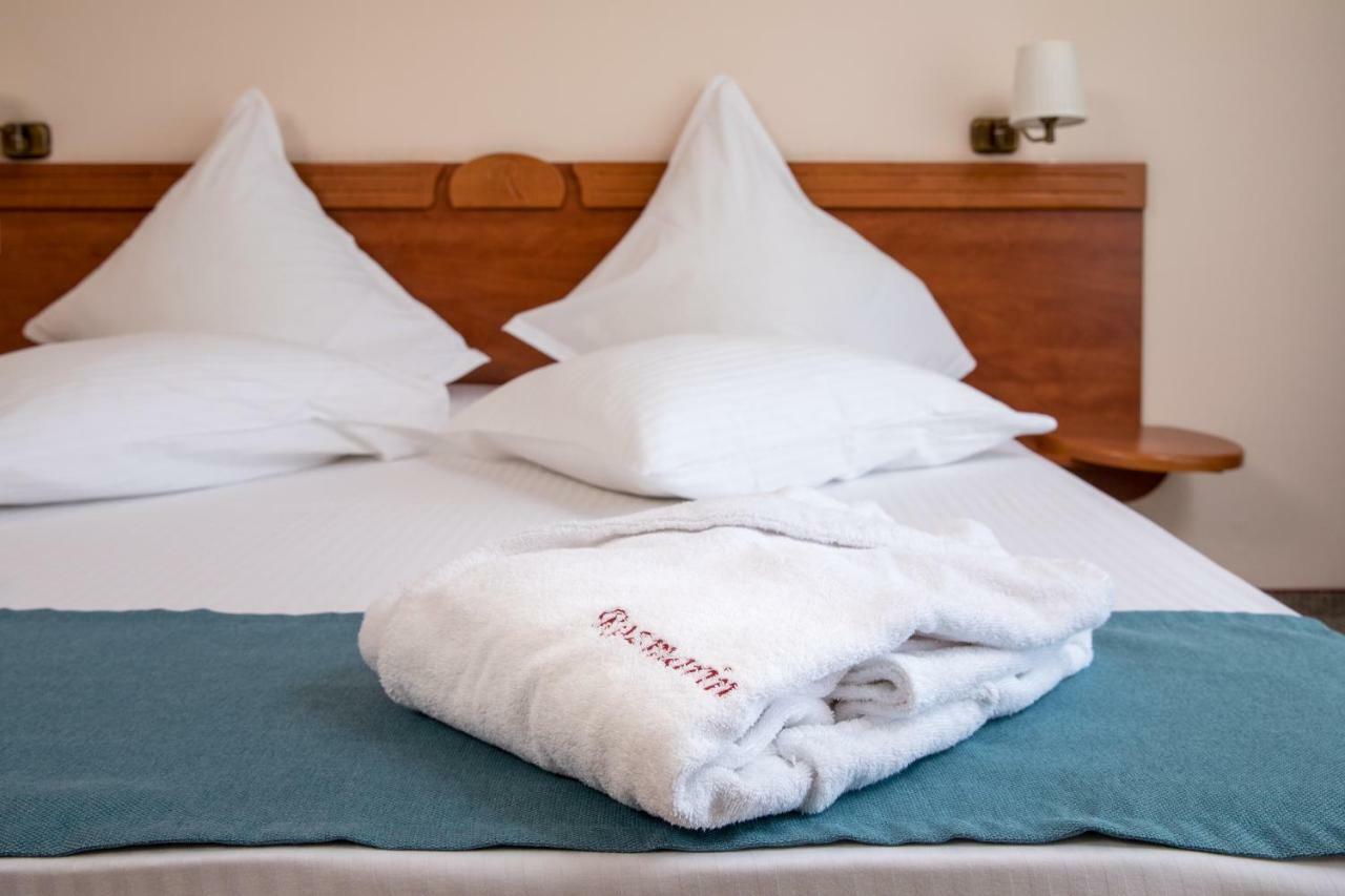Hotel Rozmarin プレデアル エクステリア 写真